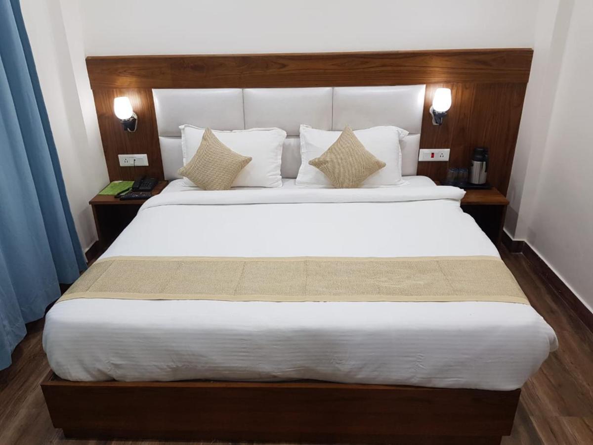 Hotel The Paal Шімла Екстер'єр фото